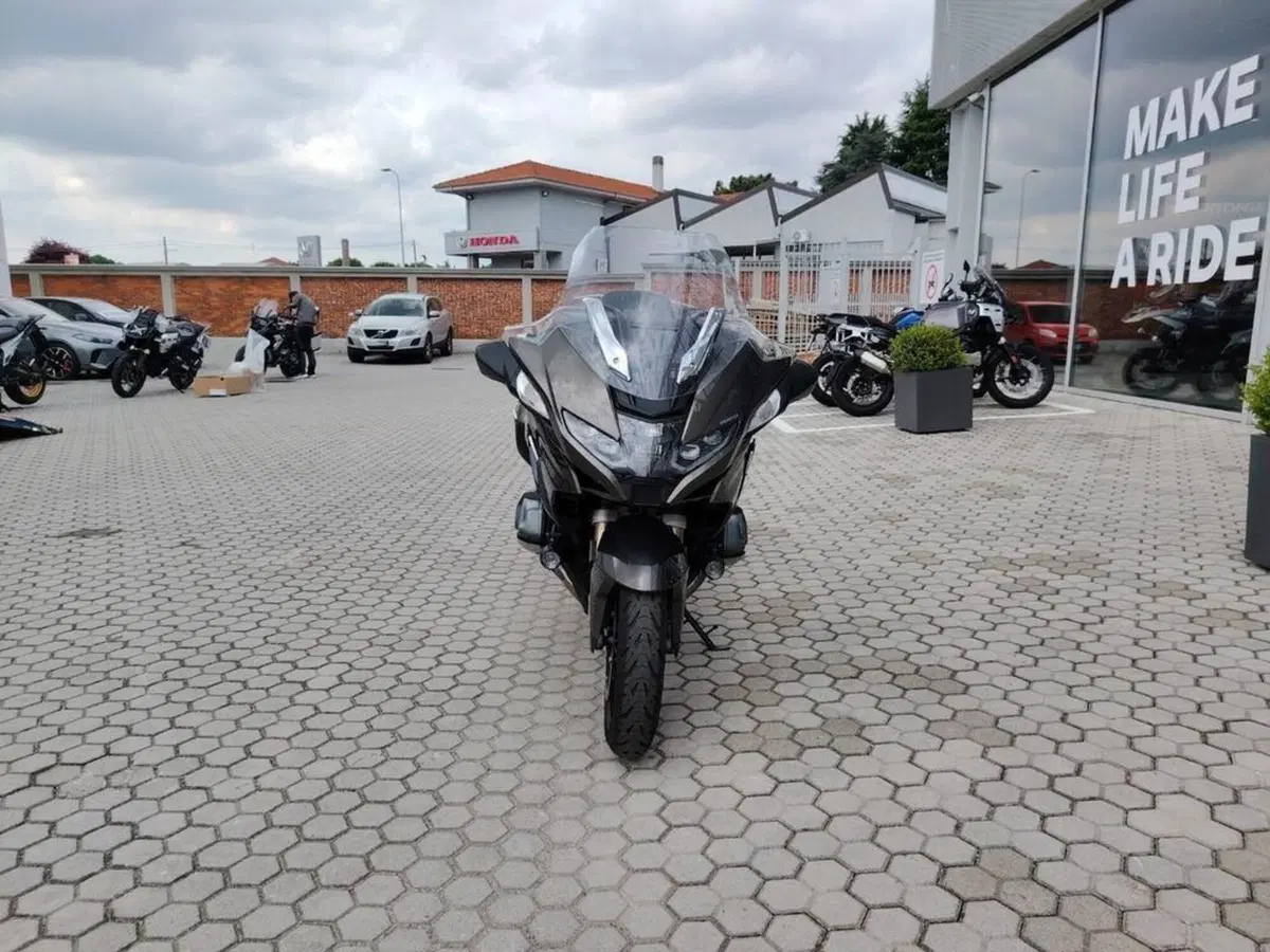 Bmw R 1250 RT (2021 - 25) (2)
