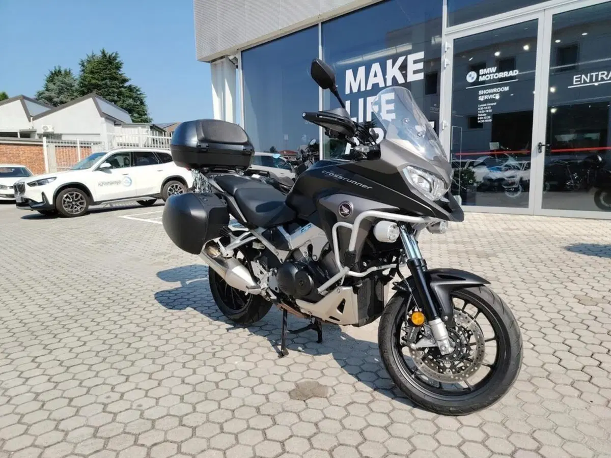 Honda Crossrunner Travel Edition ABS (2015 - 18) (3)