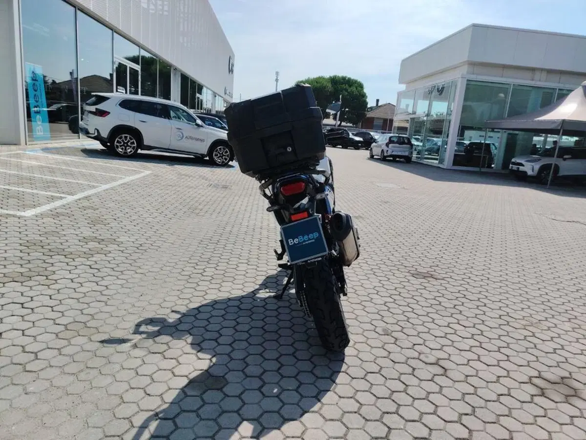 Honda Africa Twin CRF 1100L Urban (2022 - 23) (6)