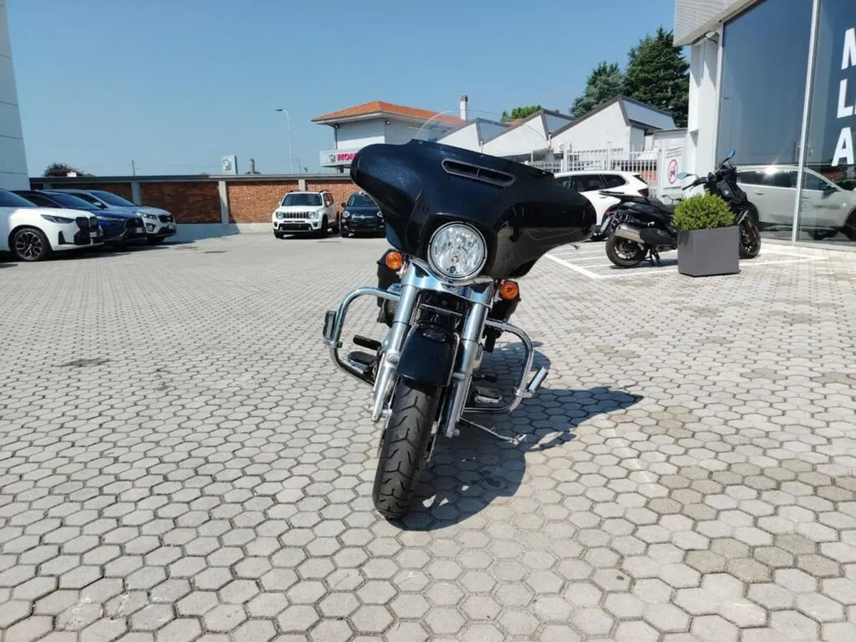 Harley-Davidson 107 Electra Glide (2019 - 20) - FLHT (2)