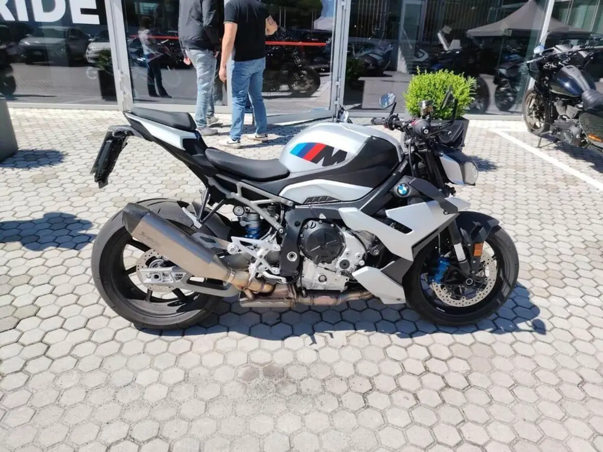 Bmw M 1000 R (2025 - 27) (7)