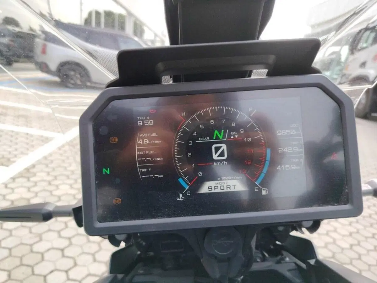 Yamaha Tracer 9 GT+ (2023 - 24) (10)