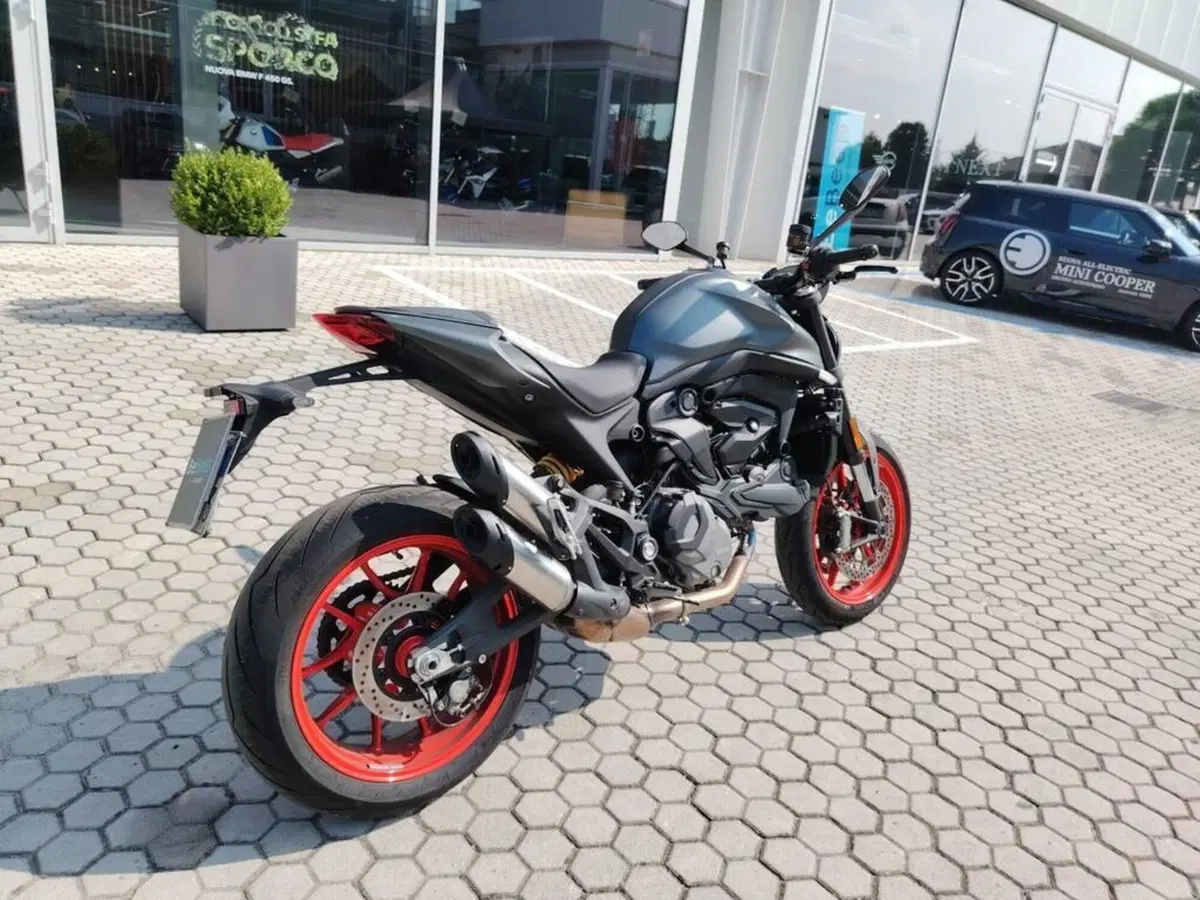 Ducati Monster 937 + (2021 - 25) (7)