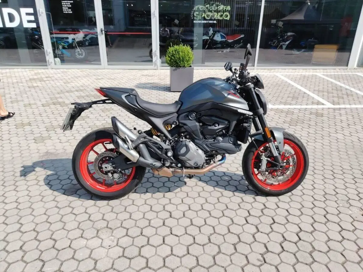 Ducati Monster 937 + (2021 - 25) (8)
