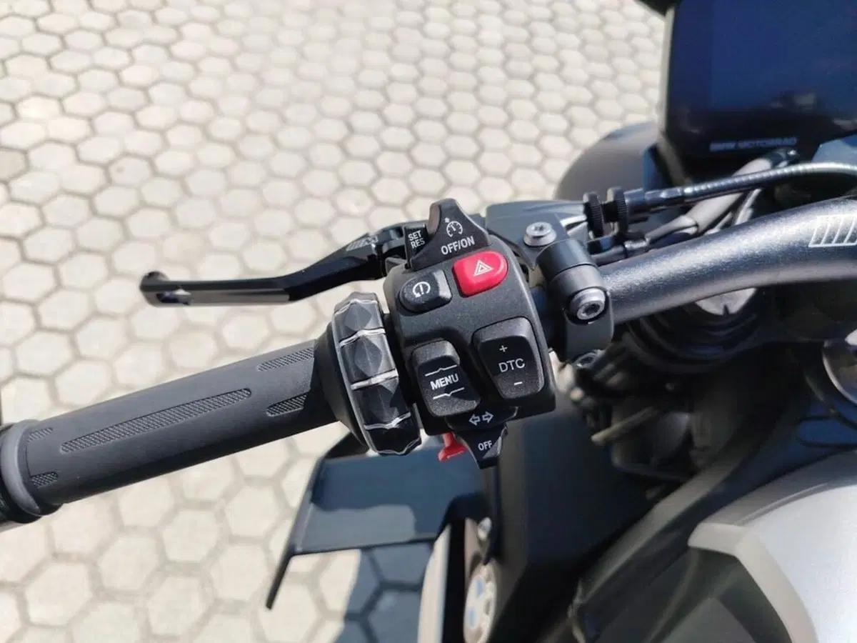 Bmw M 1000 R (2025 - 27) (9)
