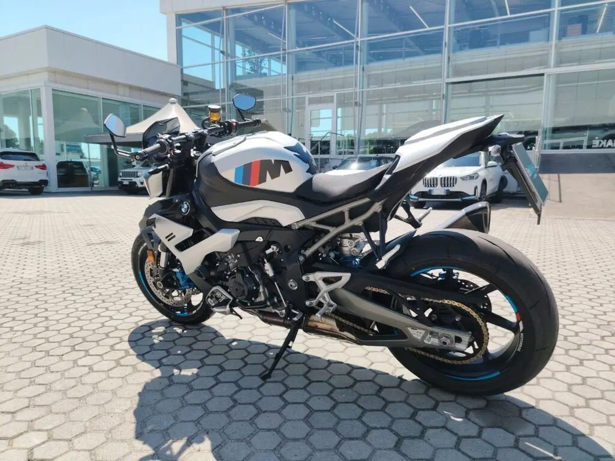 Bmw M 1000 R (2025 - 27) (5)