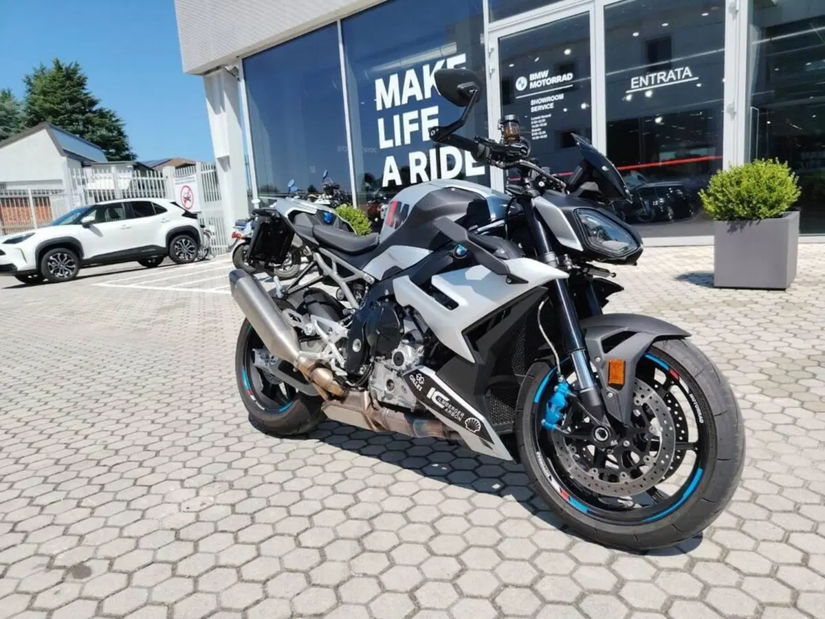 Bmw M 1000 R (2025 - 27) (3)