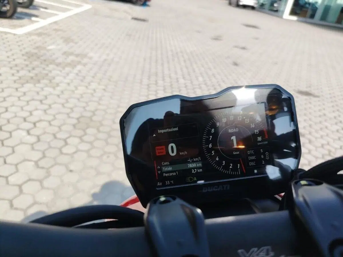 Ducati Streetfighter V4 S (2023 - 24) (11)