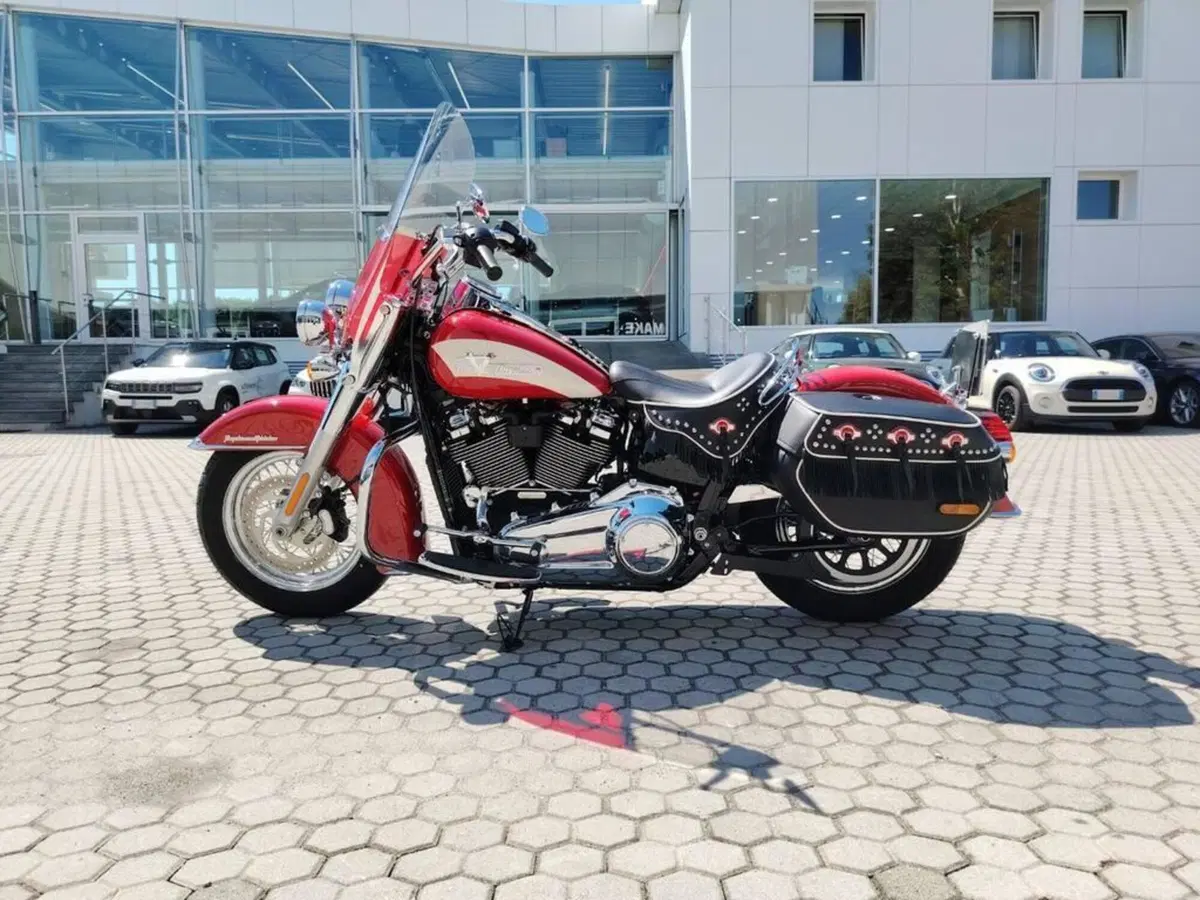 Harley-Davidson Hydra-Glide Revival (2024 - 25) (7)