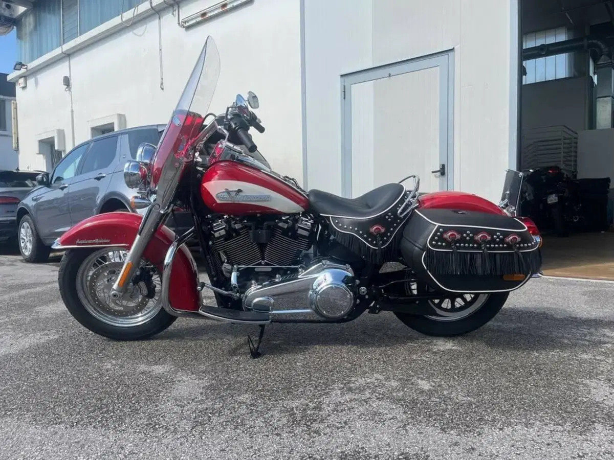 Harley-Davidson Hydra-Glide Revival (2024 - 25) (10)