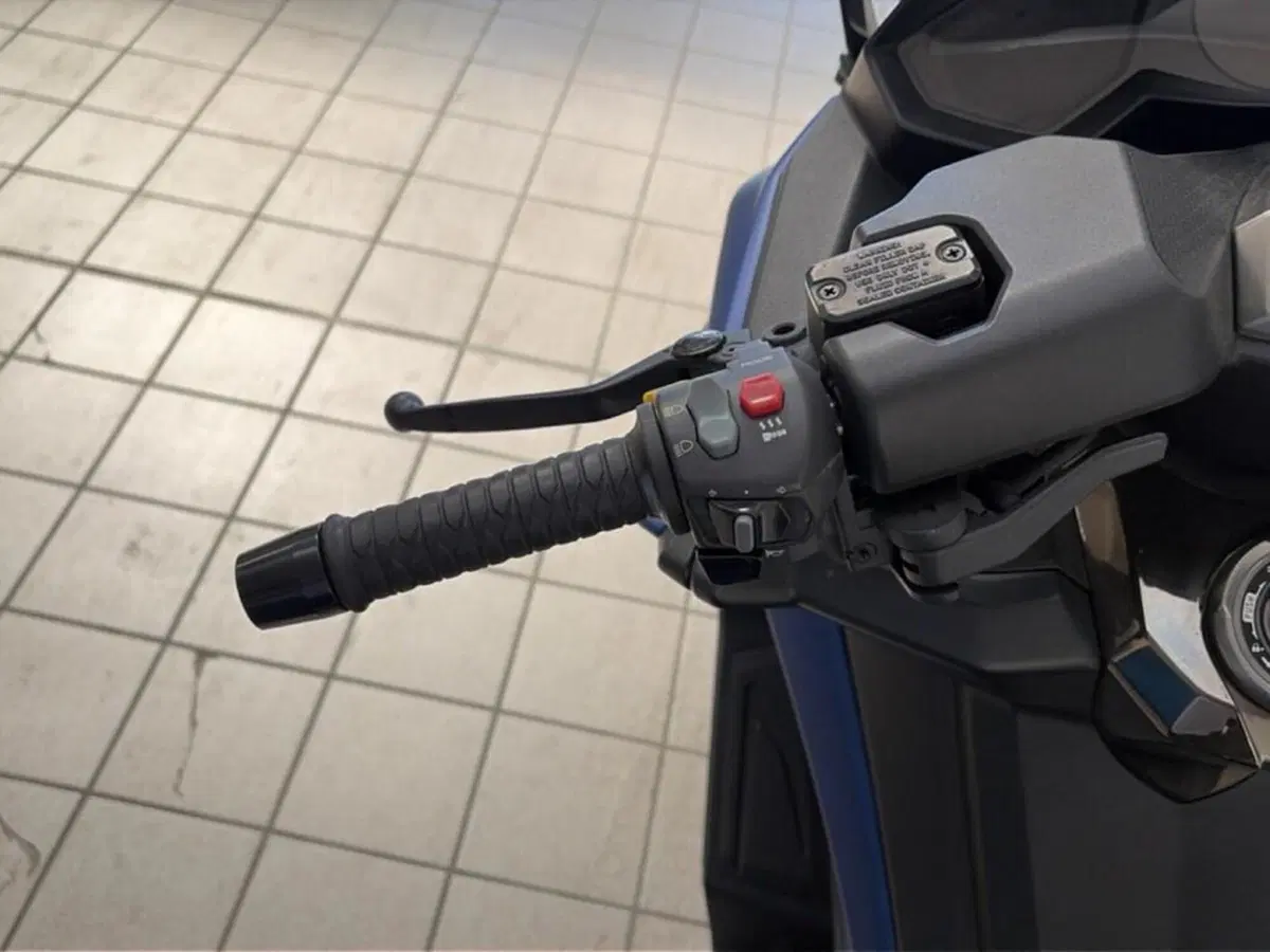 Kymco AK 550 (2017 - 19) (9)