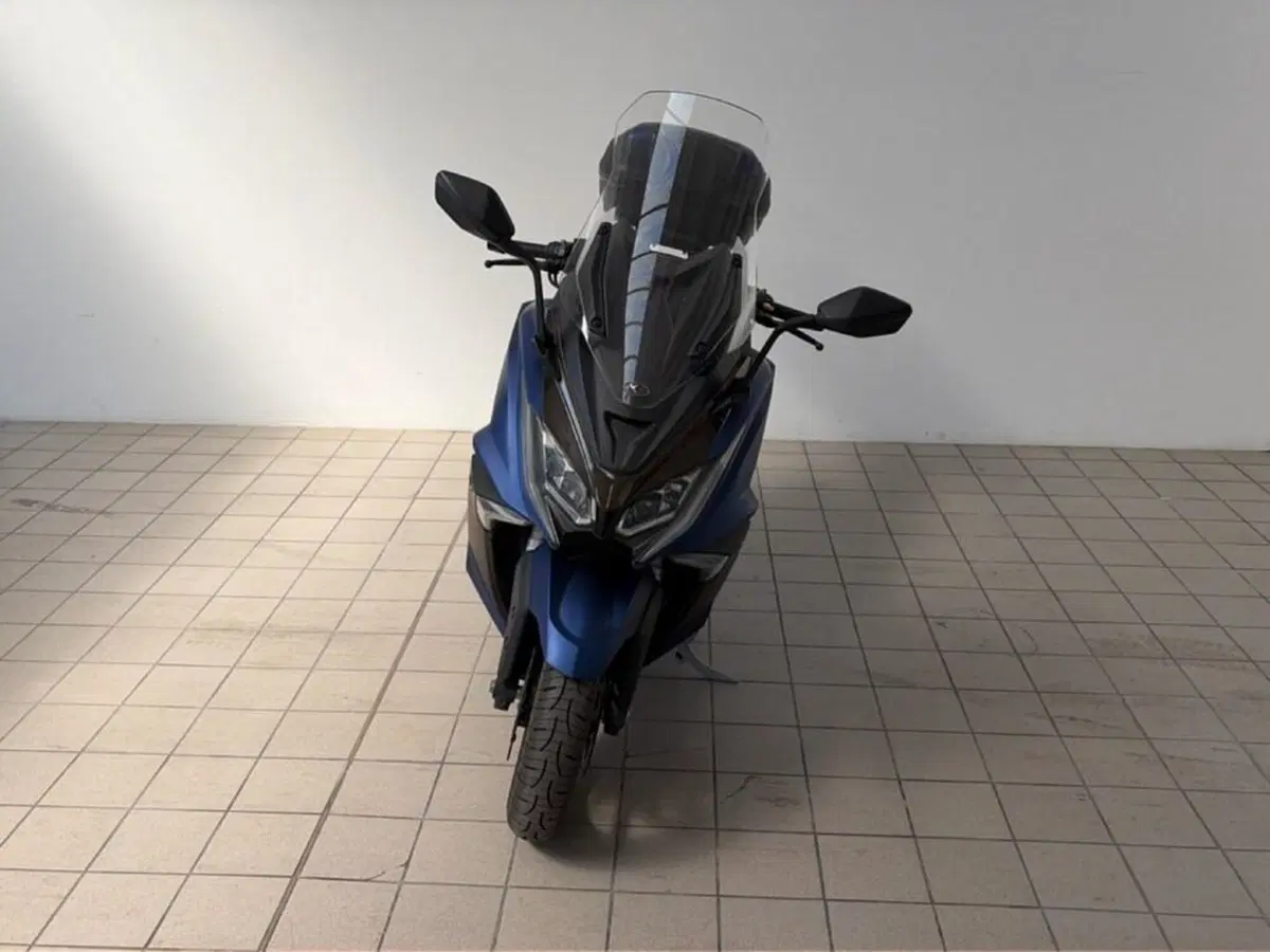 Kymco AK 550 (2017 - 19) (2)