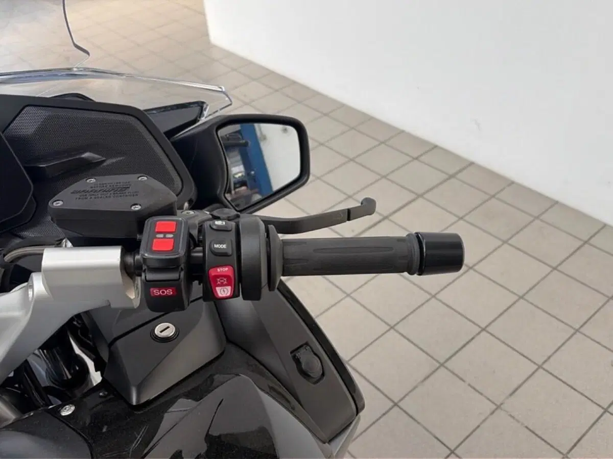 Bmw R 1250 RT (2021 - 25) (8)