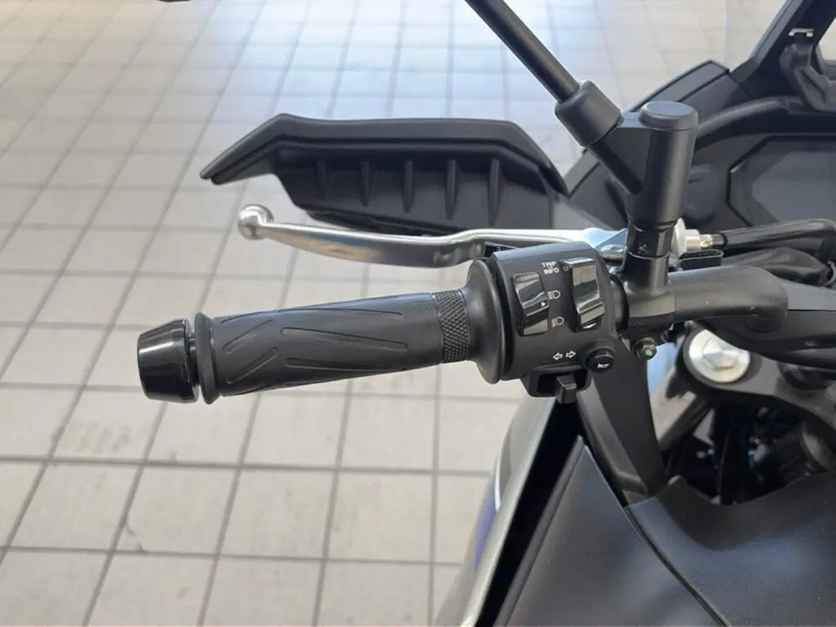 Yamaha Tracer 7 (2021 - 24) (7)