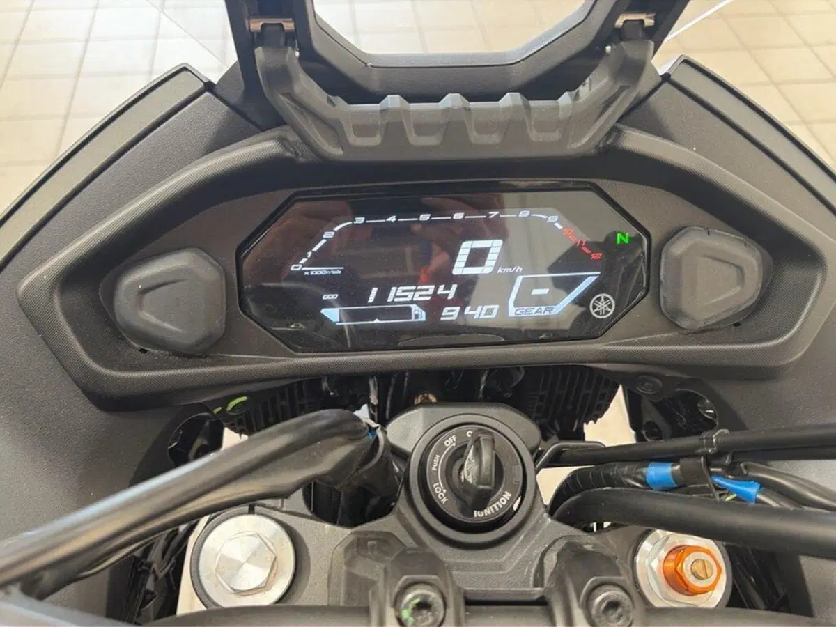 Yamaha Tracer 7 (2021 - 24) (9)