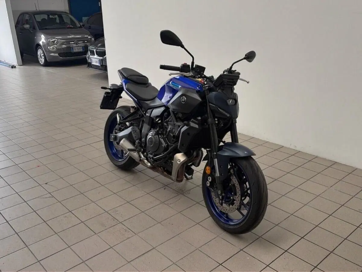 Yamaha MT-07 Pure (2023 - 25) (3)