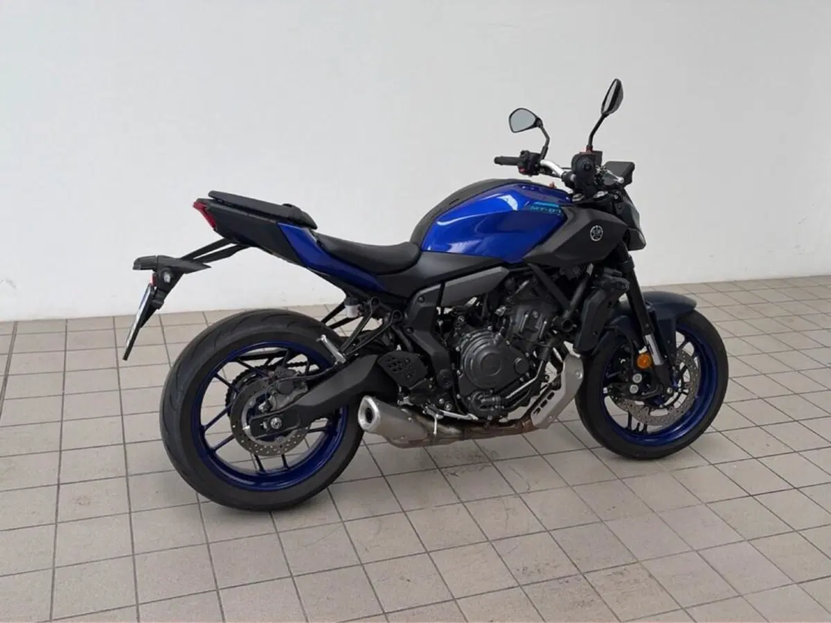 Yamaha MT-07 Pure (2023 - 25) (5)