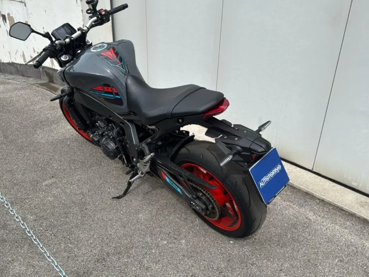 Yamaha MT-09 (2021 - 23) (7)