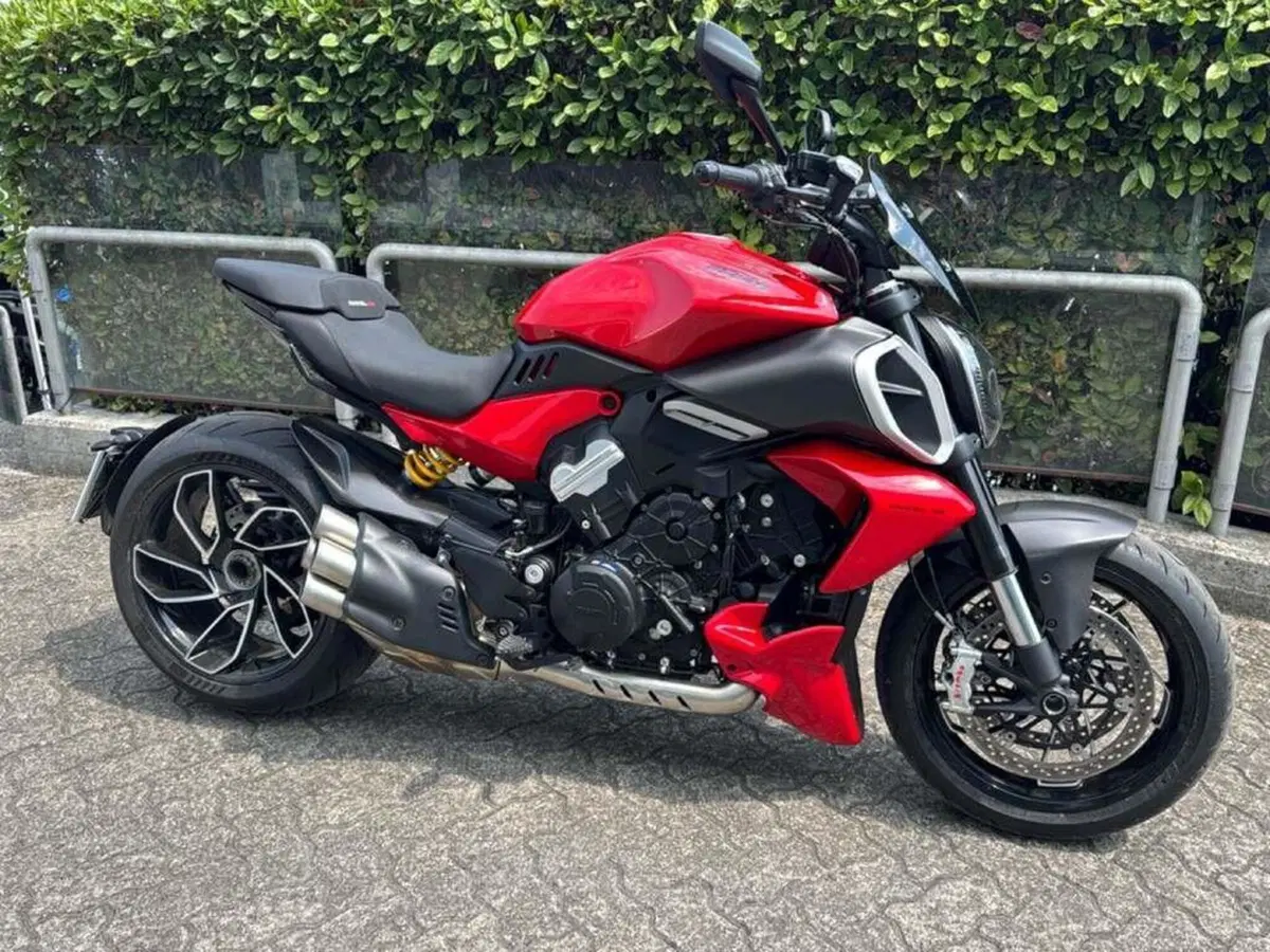 Ducati Diavel V4 (2023 - 26) (6)