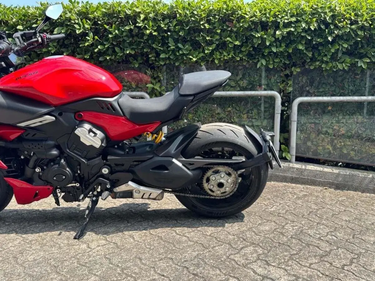 Ducati Diavel V4 (2023 - 26) (12)