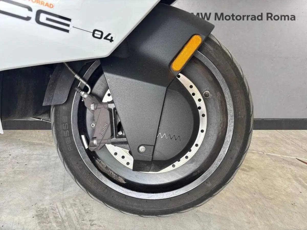 Bmw CE 04 (2021 - 25) (5)