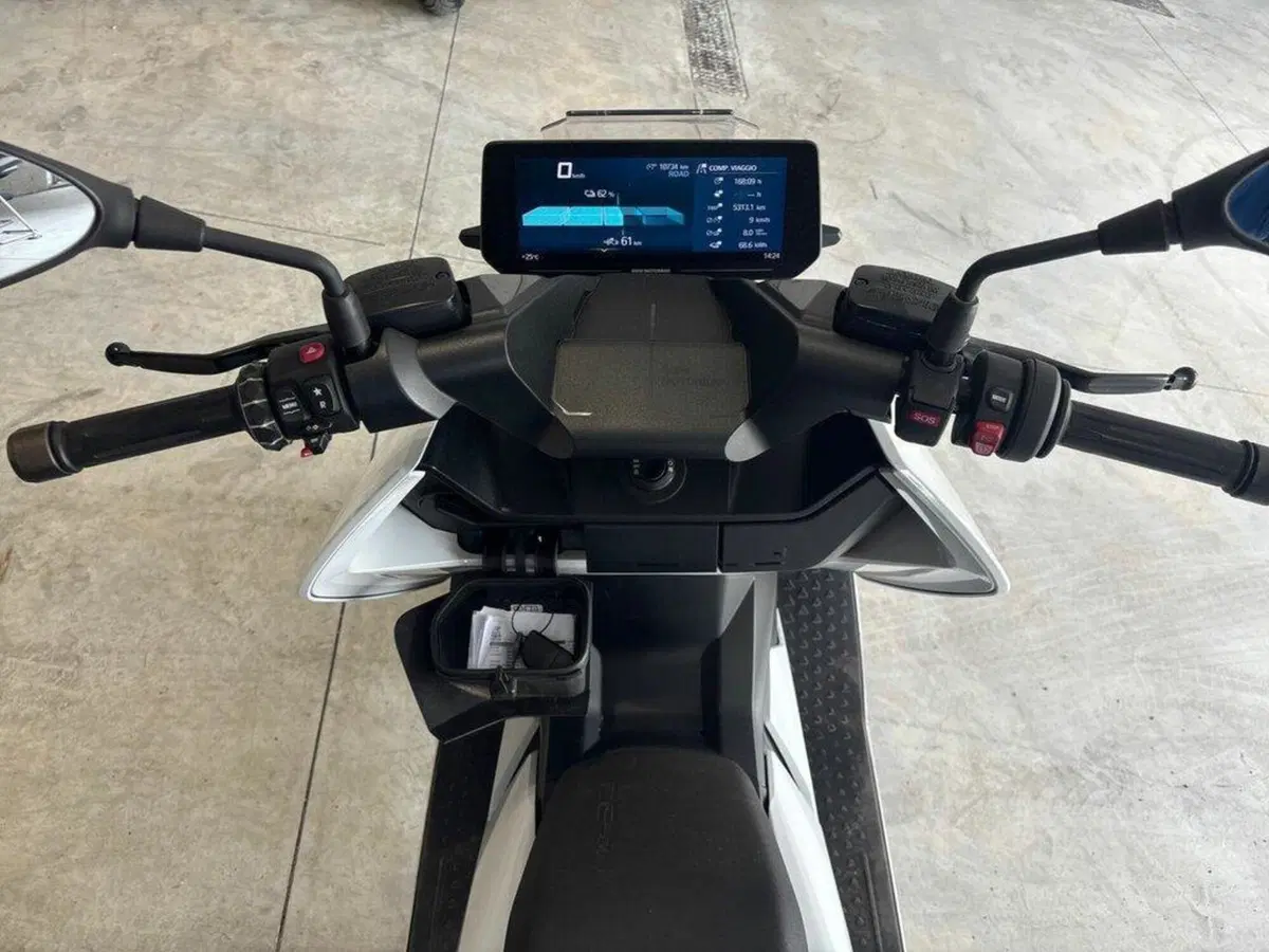 Bmw CE 04 (2021 - 25) (7)