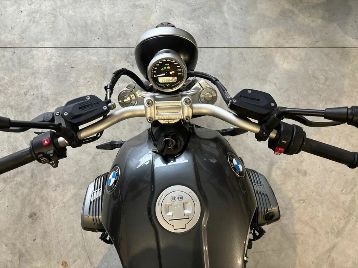Bmw R nineT 1200 Pure (2017 - 20) (7)