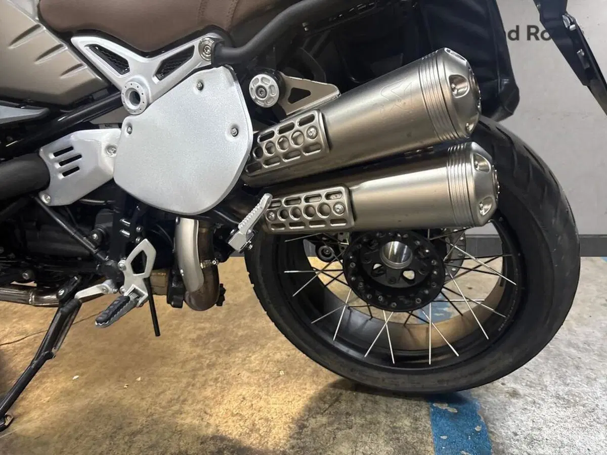 Bmw R nineT 1200 Scrambler (2016 - 20) (6)
