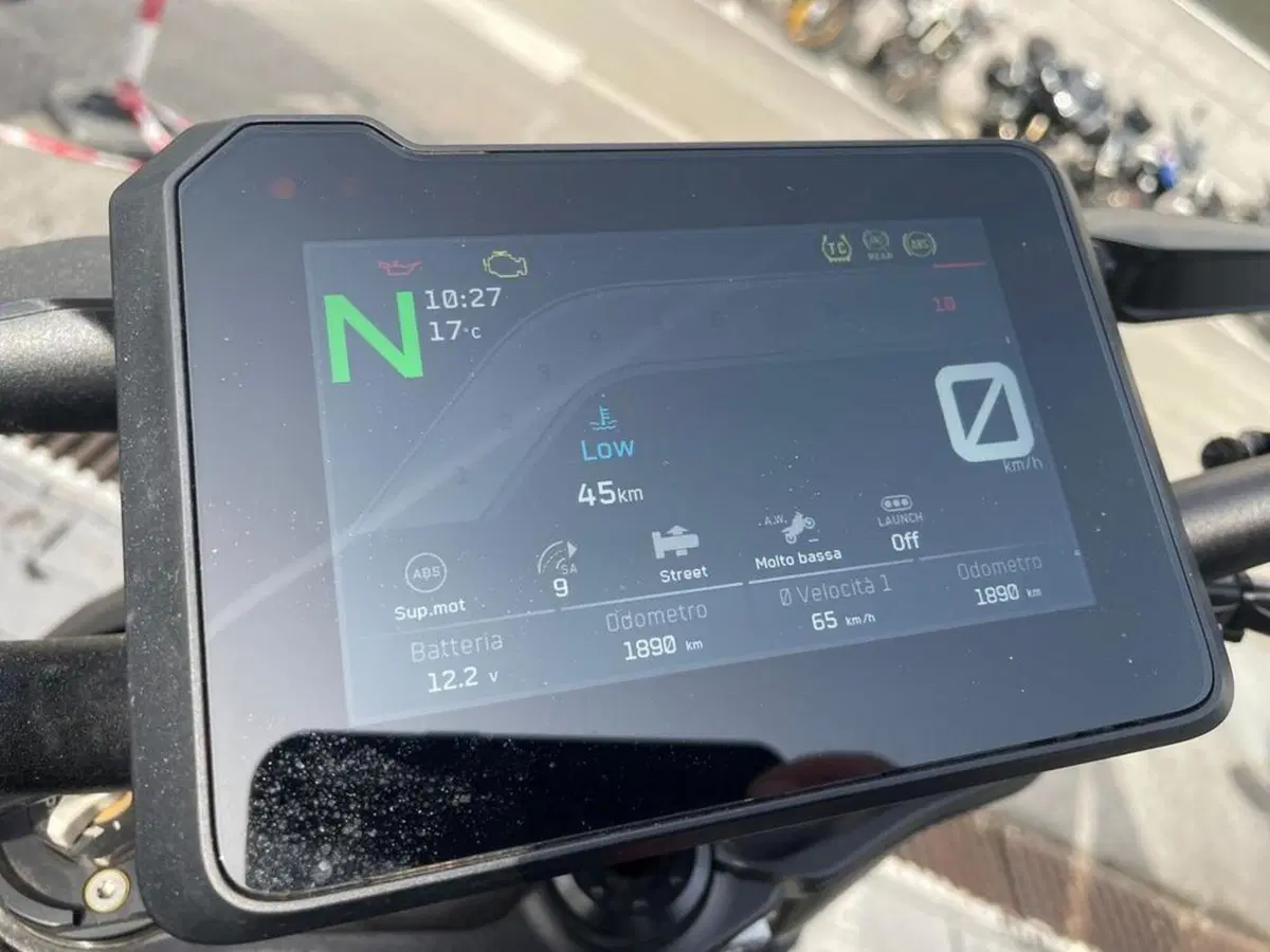 KTM 1390 Super Duke R (2024 - 26) (8)