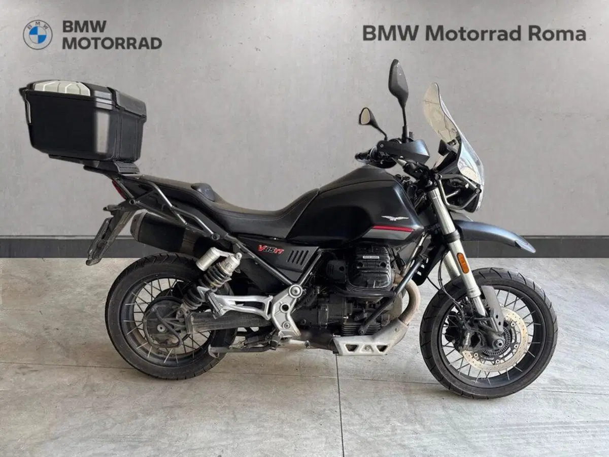 Moto Guzzi V85 TT (2021 - 23) (2)
