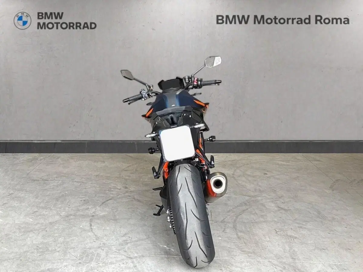 KTM 1290 Super Duke R (2022 - 23) (4)