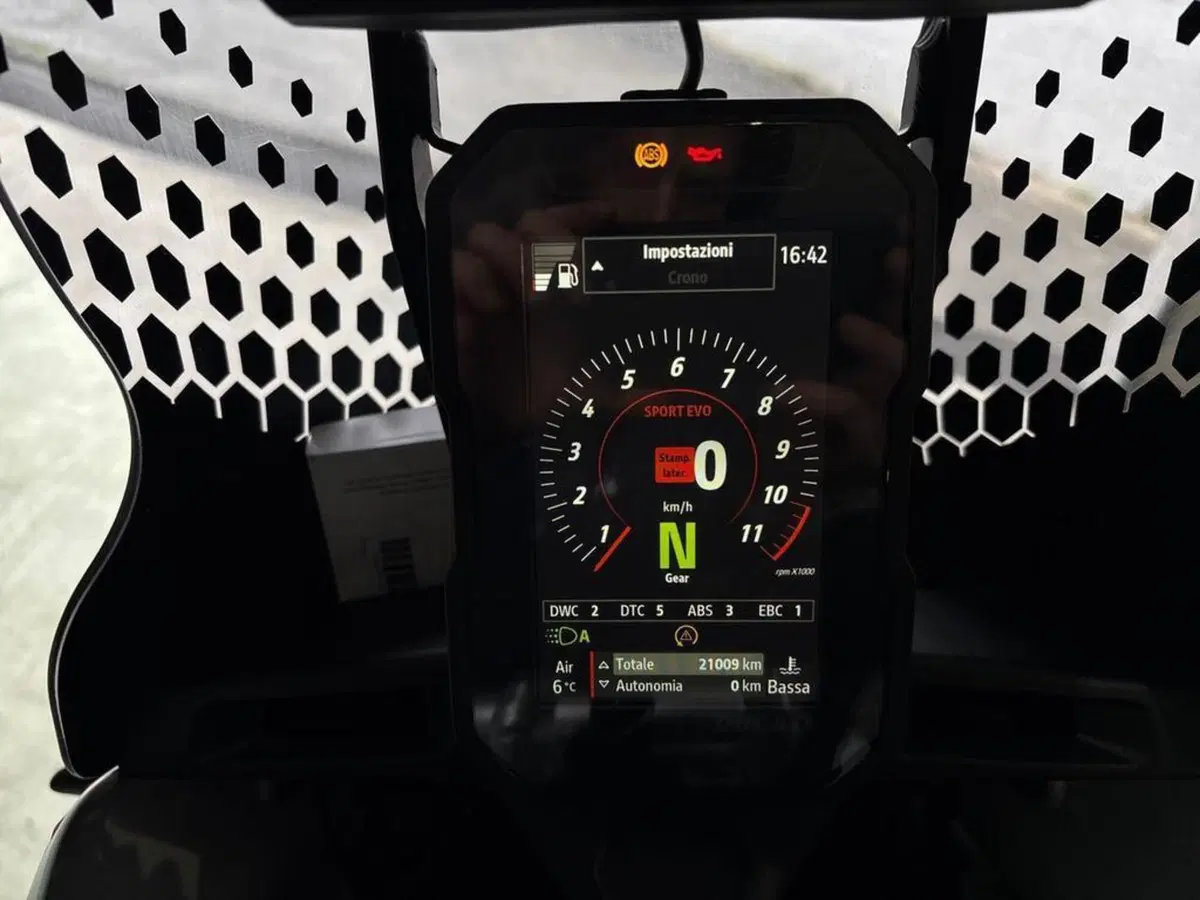 Ducati DesertX (2022 - 25) (8)