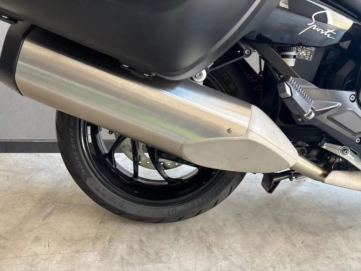 Bmw K 1600 GT (2022 - 27) (6)