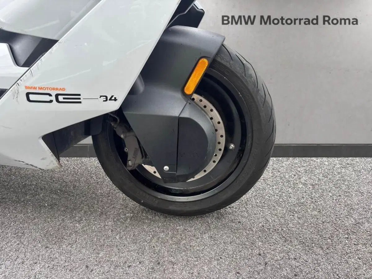 Bmw CE 04 (2021 - 25) (5)