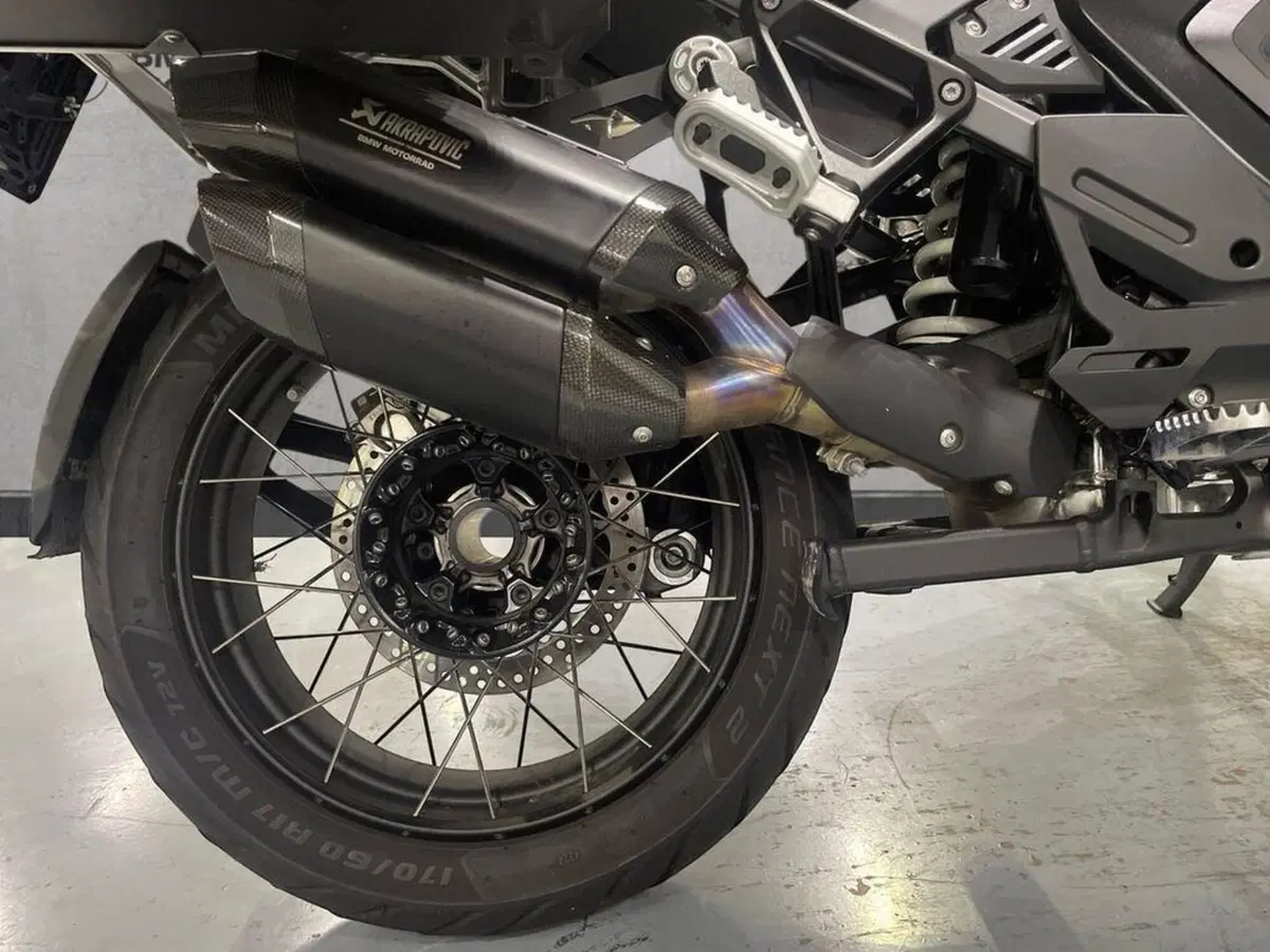 Bmw R 1300 GS Adventure Triple Black (2025 - 26) (6)