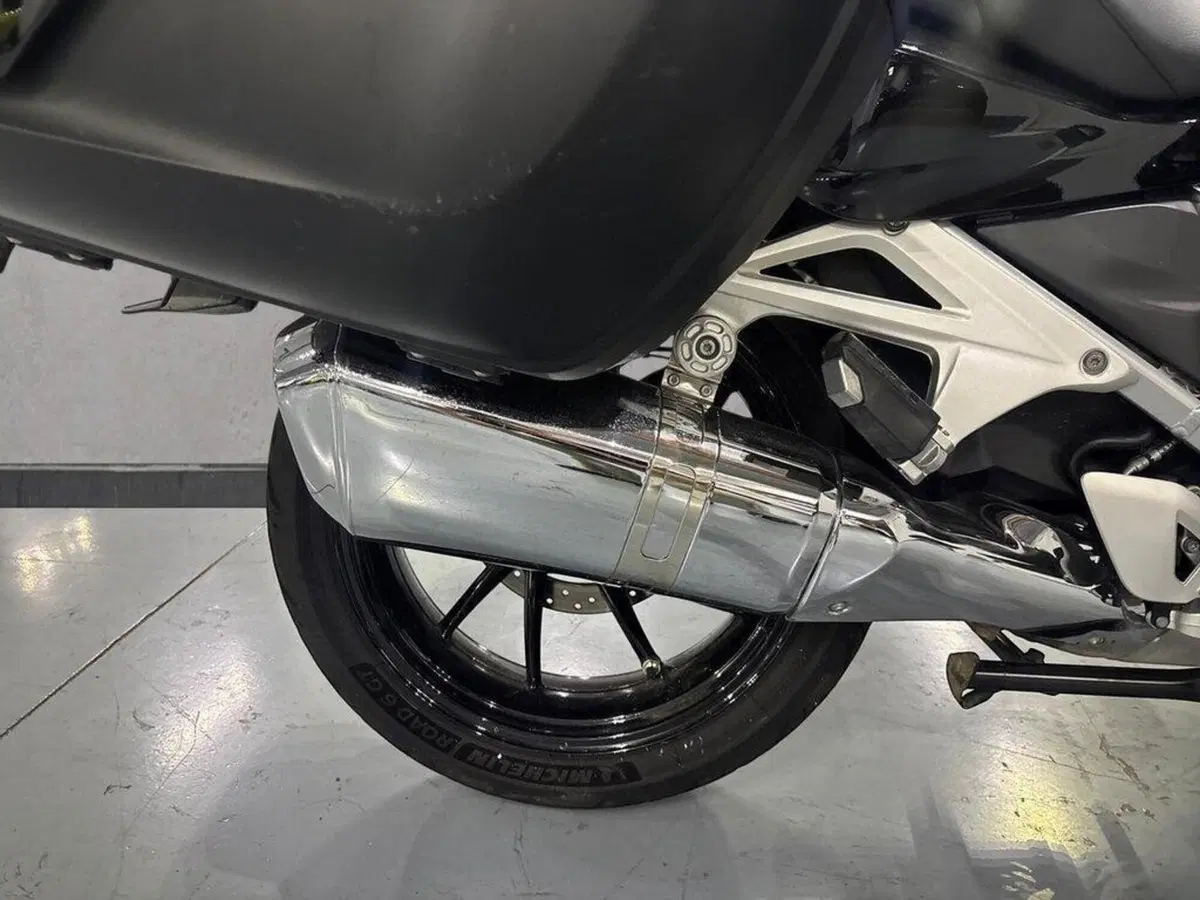 Bmw R 1250 RT (2021 - 25) (6)
