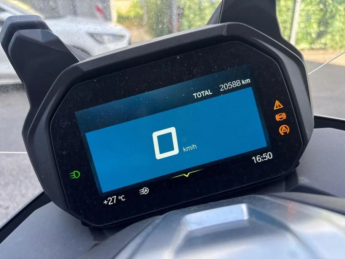 Bmw C 400 GT (2019 - 20) (8)