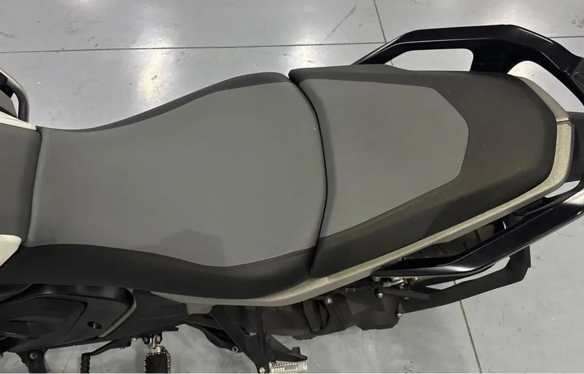 Bmw R 1300 GS (2023 - 26) (9)