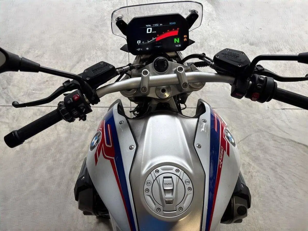 Bmw R 1250 R (2021 - 25) (7)