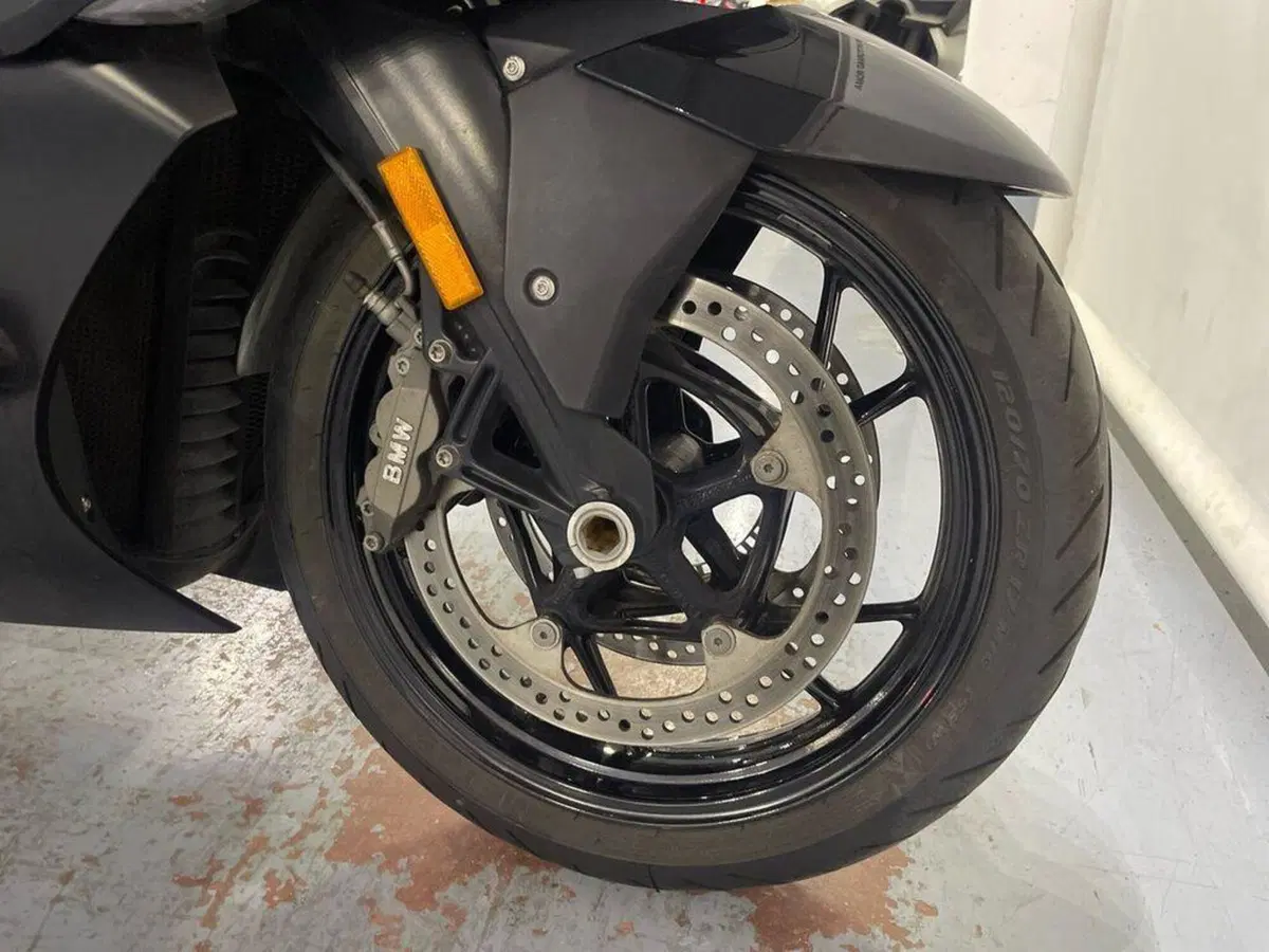 Bmw K 1600 GT (2022 - 27) (5)