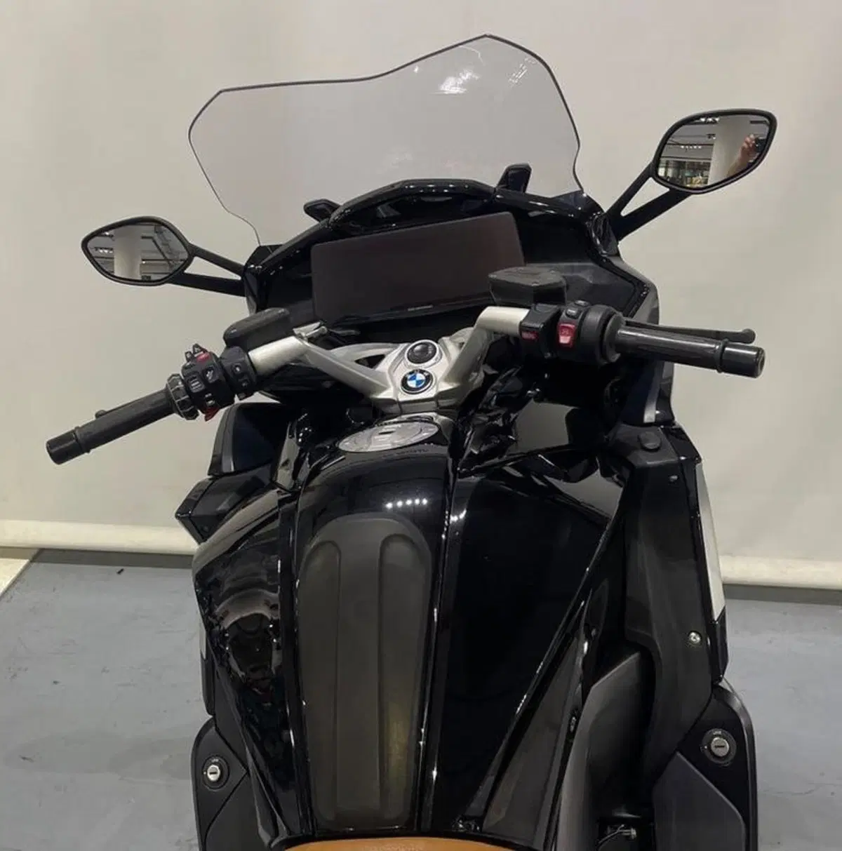 Bmw K 1600 GT (2022 - 27) (7)