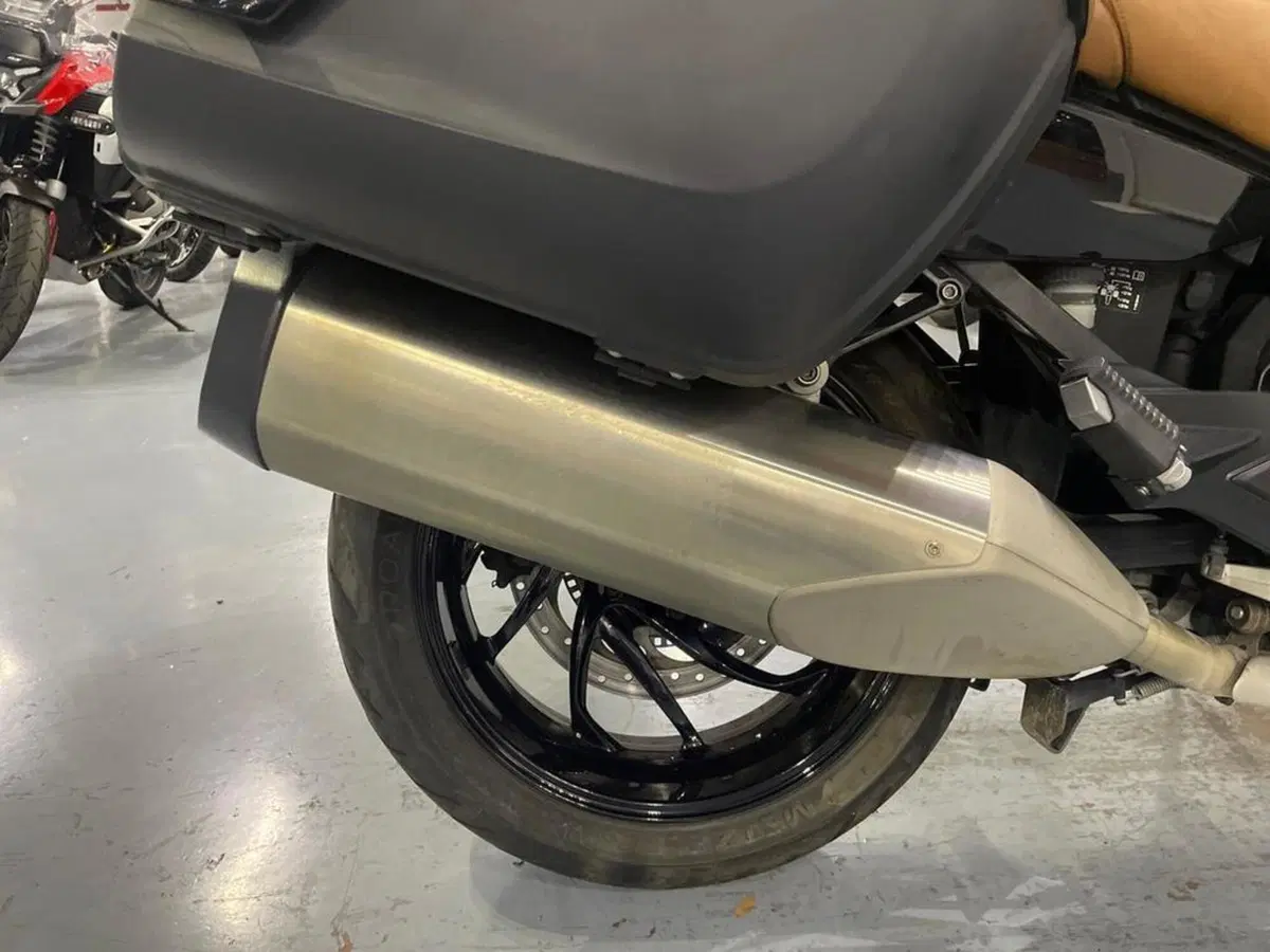 Bmw K 1600 GT (2022 - 27) (10)