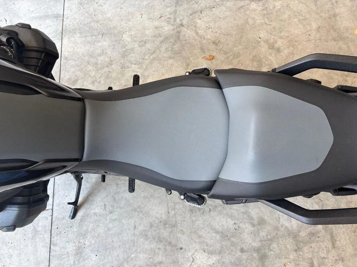 Bmw R 1300 GS (2023 - 26) (9)