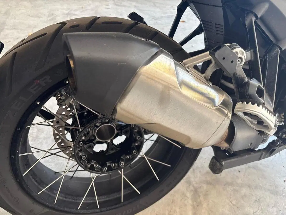 Bmw R 1300 GS (2023 - 26) (10)