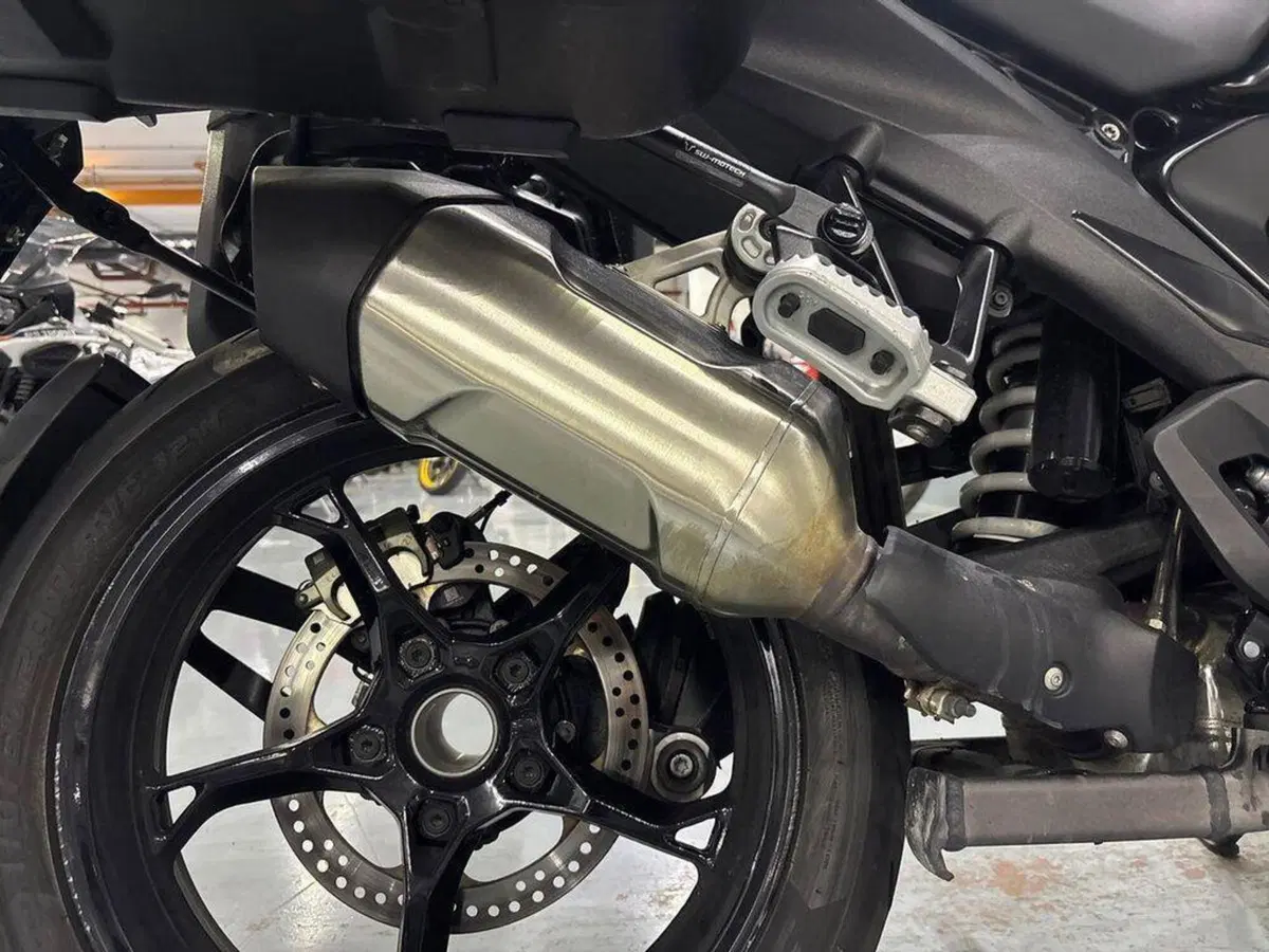 Bmw R 1300 GS (2023 - 26) (10)