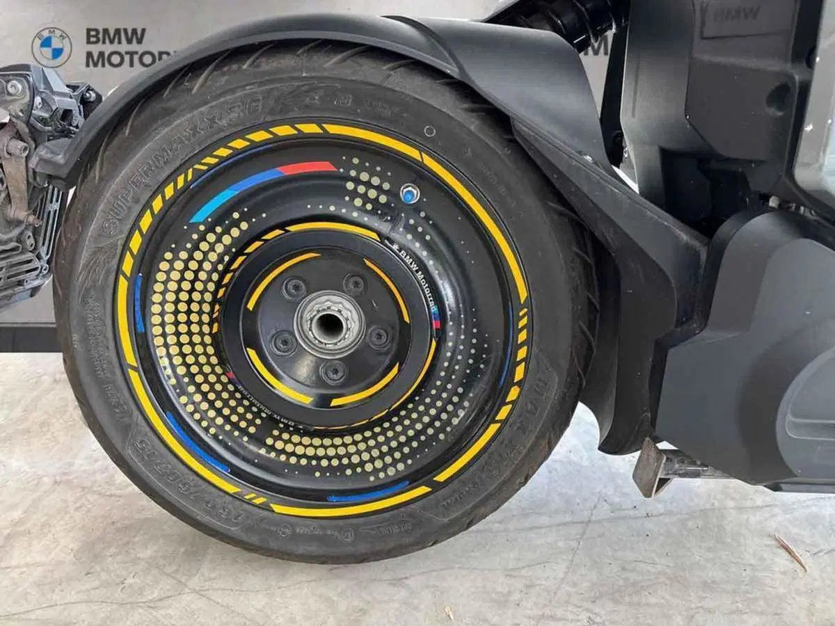 Bmw CE 04 (2021 - 25) (6)