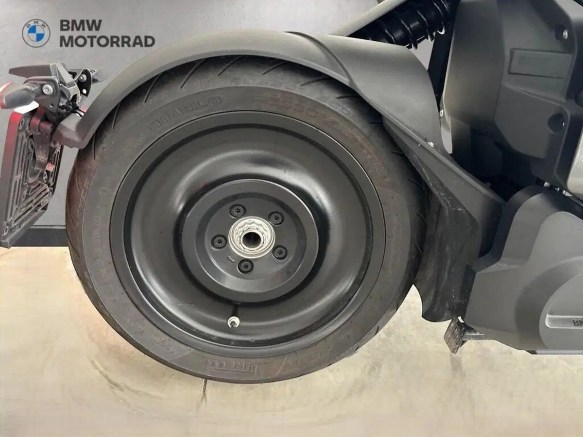 Bmw CE 04 (2021 - 25) (6)