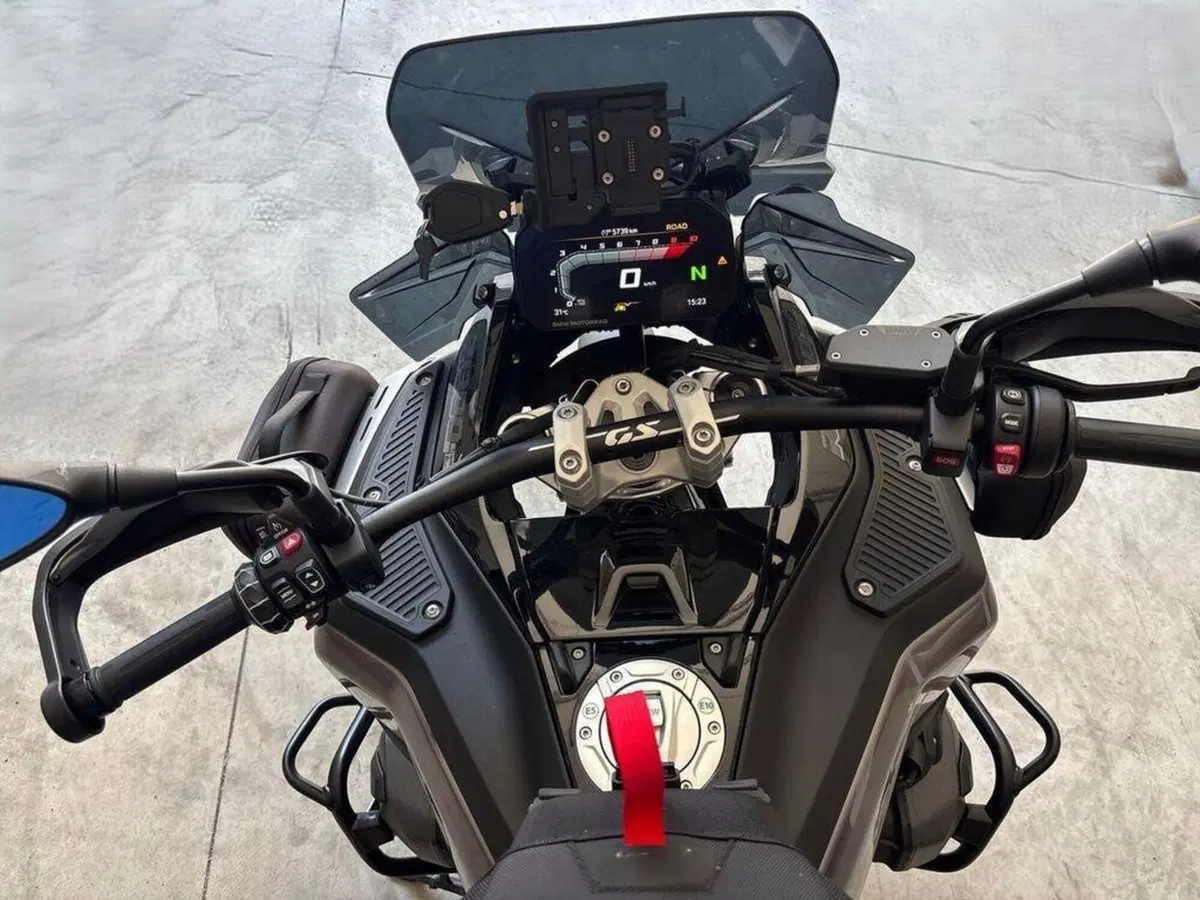 Bmw R 1300 GS Adventure Triple Black (2025 - 26) (7)
