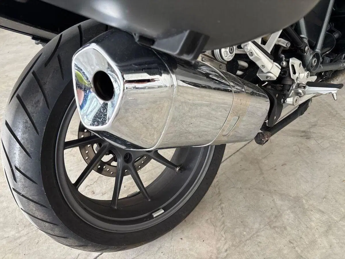 Bmw R 1250 R (2021 - 25) (10)