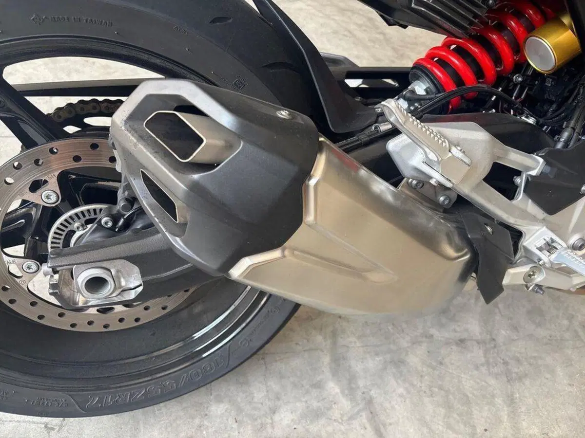 Bmw F 900 R (2025 - 27) (10)